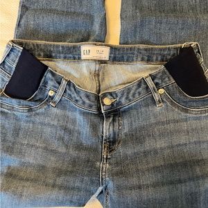 GAP maternity jeans 8